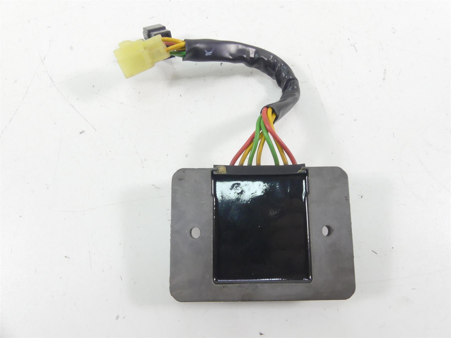 2007 Ducati Sport Classic GT1000 Rectifier Voltage Regulator 54040101A {{ shop.shopifyCountryName }} - Mototech271