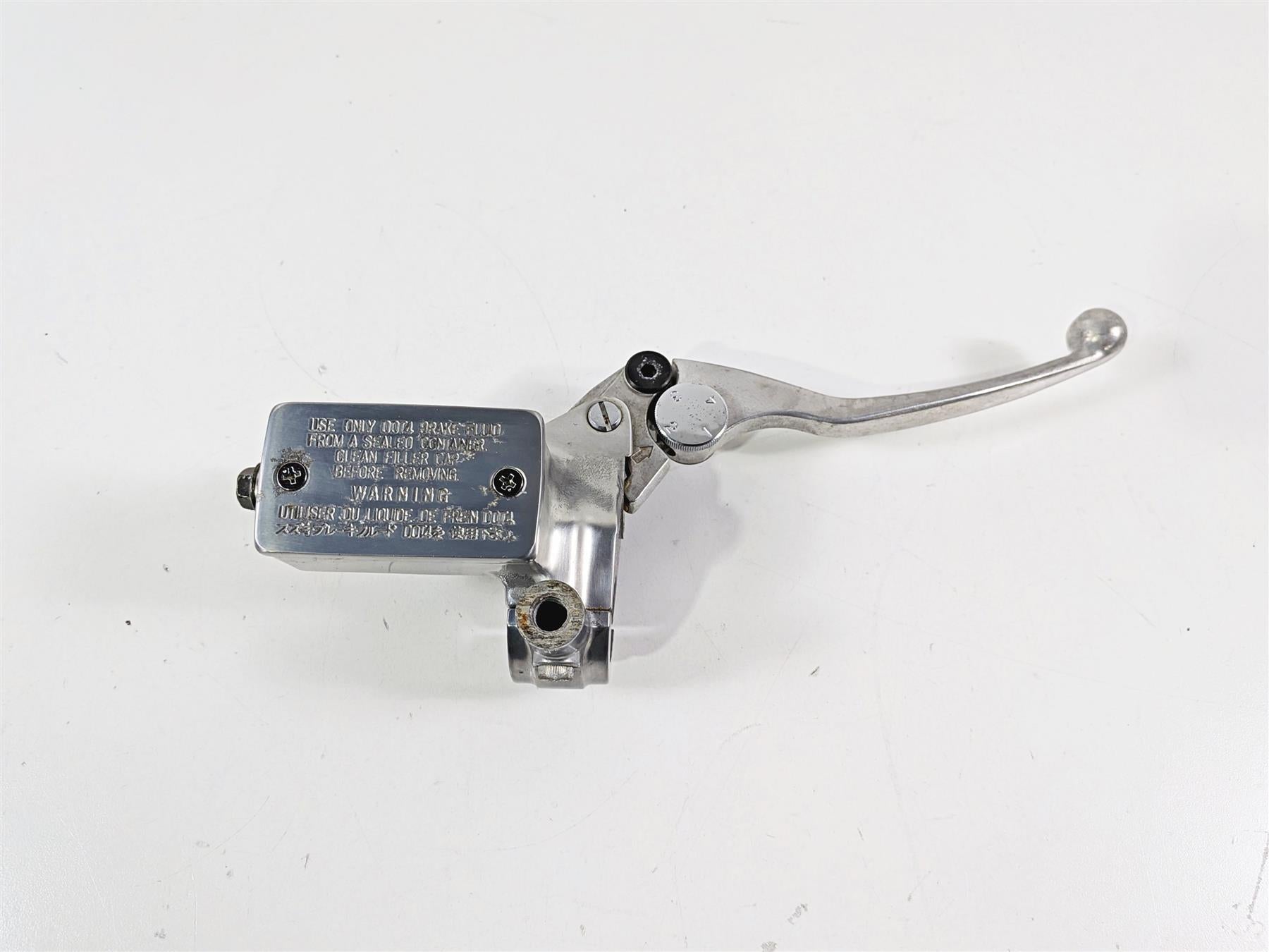 2006 Suzuki C90 VL1500T Boulevard Front Brake Master Cylinder 5/8 59600-10F40 {{ shop.shopifyCountryName }} - Mototech271