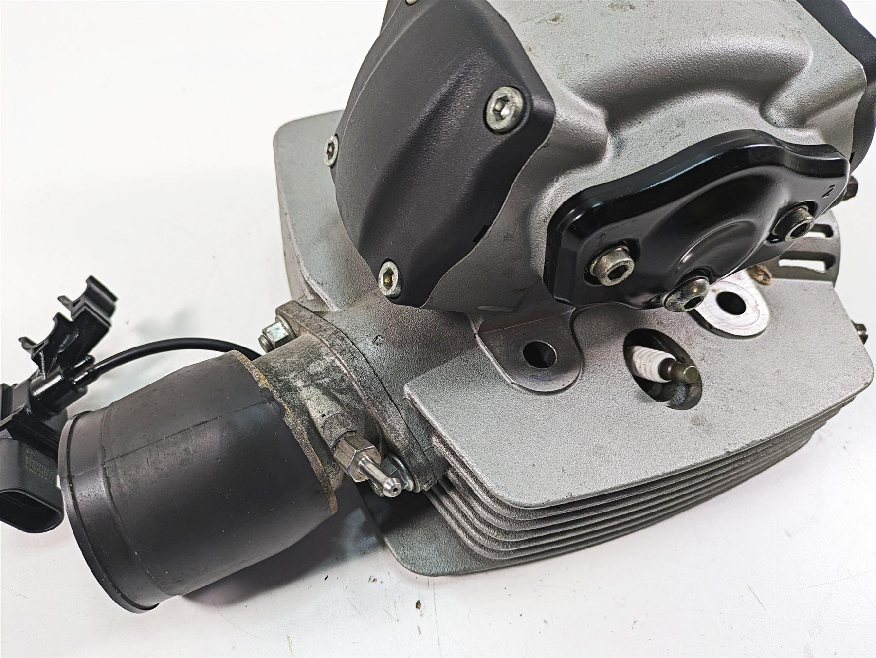 2011 Ducati Hypermotard 1100 Evo SP Rear Vertical Cylinder Head 30122761AA {{ shop.shopifyCountryName }} - Mototech271