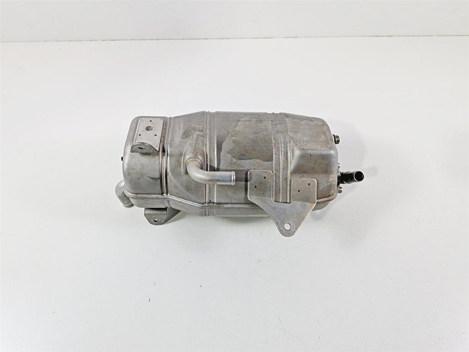 2021 Yamaha YXZ1000R EPS SS SE Oil Tank Reservoir 2HC-21751-01-00 2HC-21751-02 {{ shop.shopifyCountryName }} - Mototech271