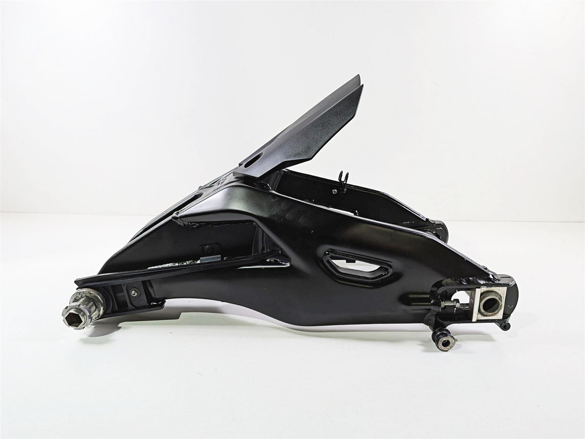 2024 Yamaha YZF R1 RN65 Rear Swing Arm Swingarm Suspension B3L-22110-00-00 {{ shop.shopifyCountryName }} - Mototech271
