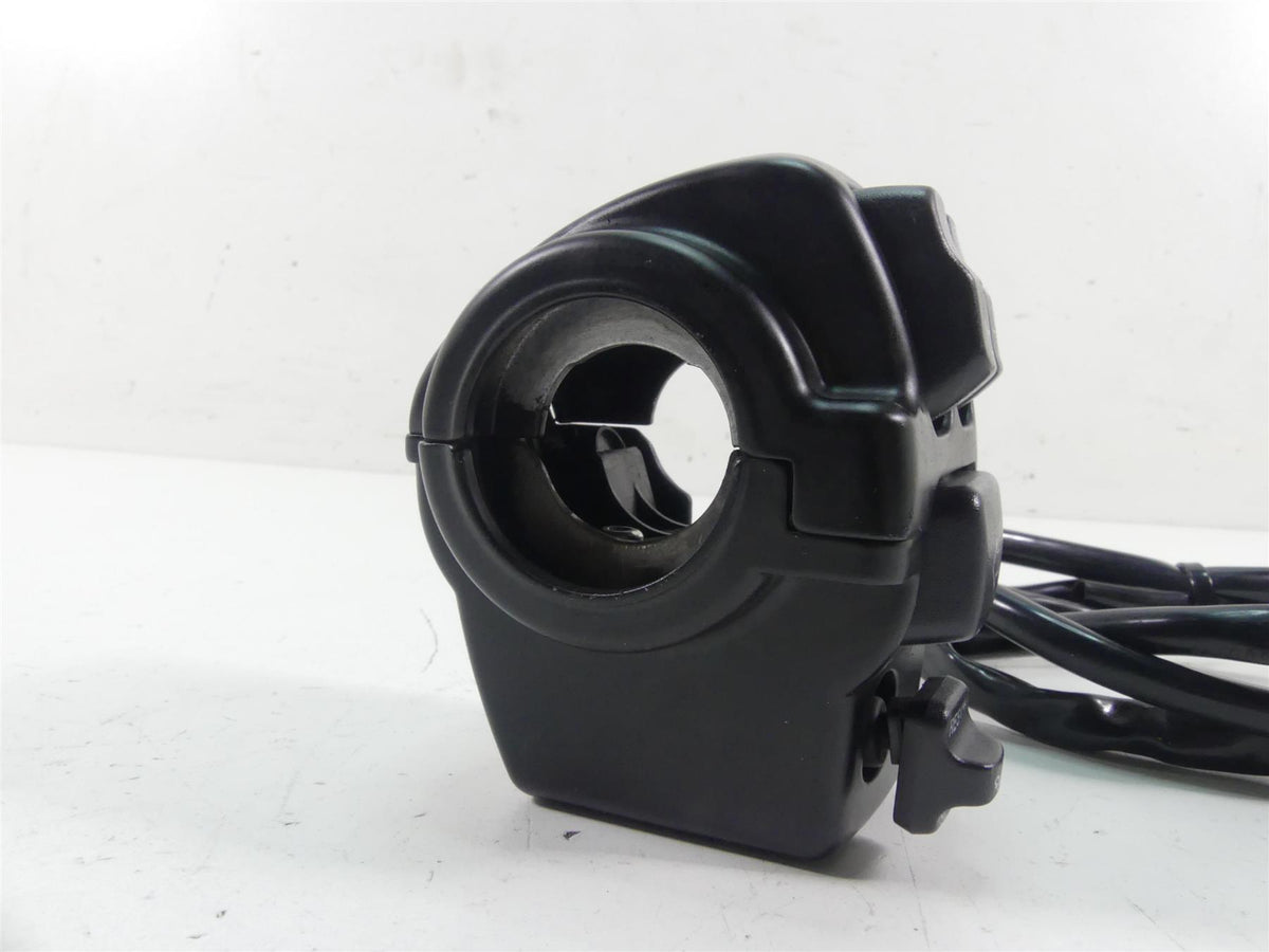 2021 Harley Softail FLSB Sport Glide Left Hand Cruise Control Switch 71500288 {{ shop.shopifyCountryName }} - Mototech271