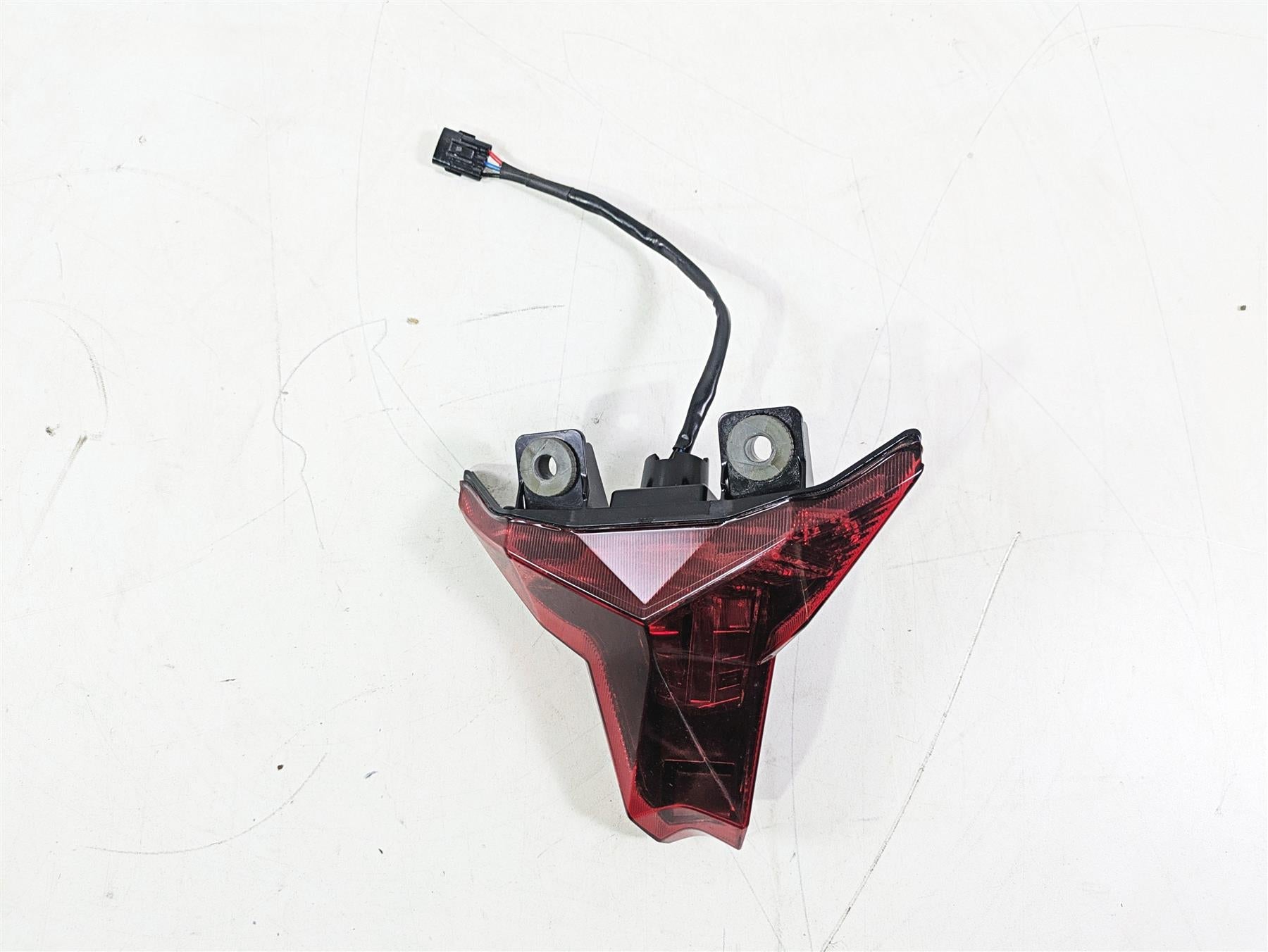 2020 Kawasaki ZX6R Ninja Taillight Tail Light Lamp 23025-0373 23025-0385 {{ shop.shopifyCountryName }} - Mototech271