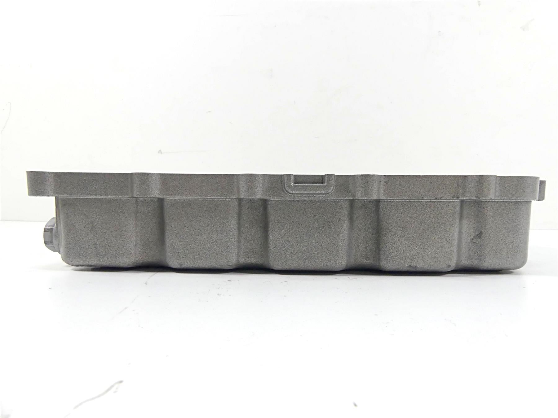 2013 Harley VRSCF Muscle Vrod Lower Engine Cover Oil Pan 26104-01K {{ shop.shopifyCountryName }} - Mototech271
