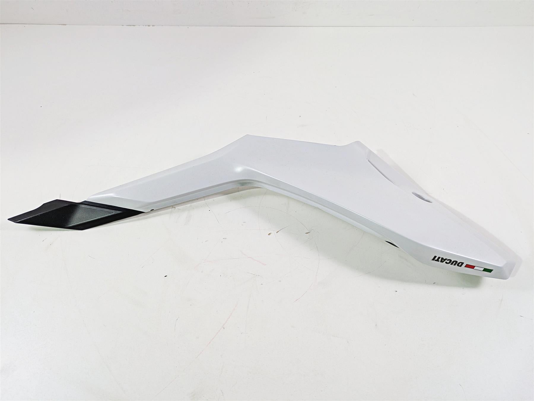 2019 Ducati Supersport 939 S Rear Right Tail Side Cover Fairing READ 48216782A {{ shop.shopifyCountryName }} - Mototech271