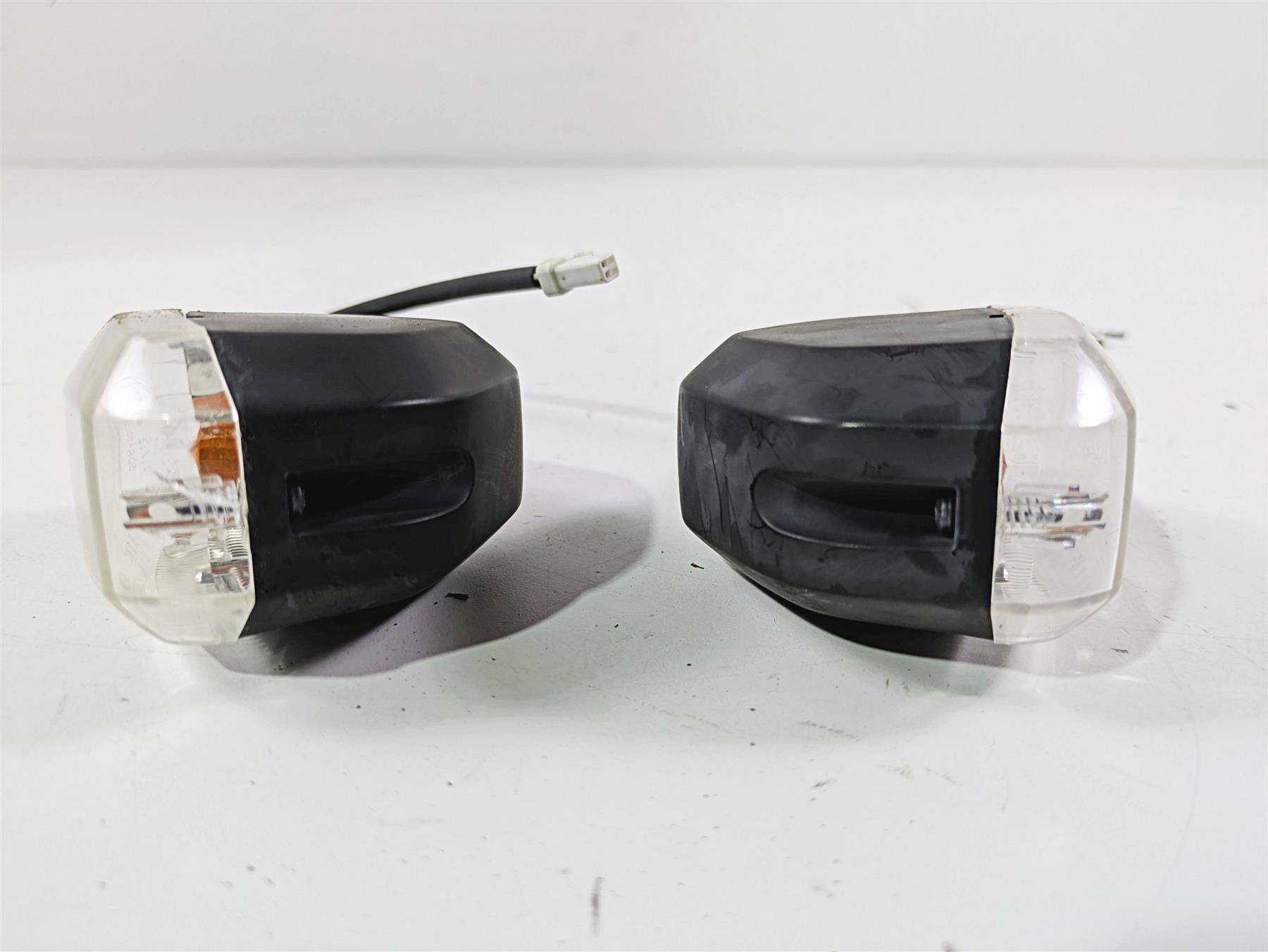 2013 Triumph Tiger 1215 Explorer Front Blinker Turn Signal Set - Read T2704205 {{ shop.shopifyCountryName }} - Mototech271