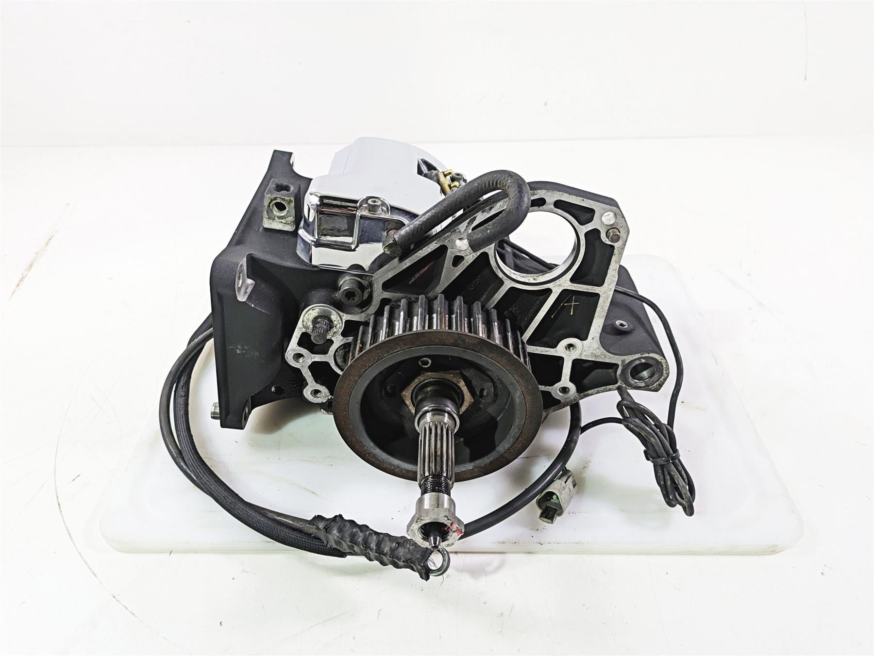 2004 Harley FLSTCI Softail Heritage Transmission Gear Box 5 Speed 33006-04 {{ shop.shopifyCountryName }} - Mototech271