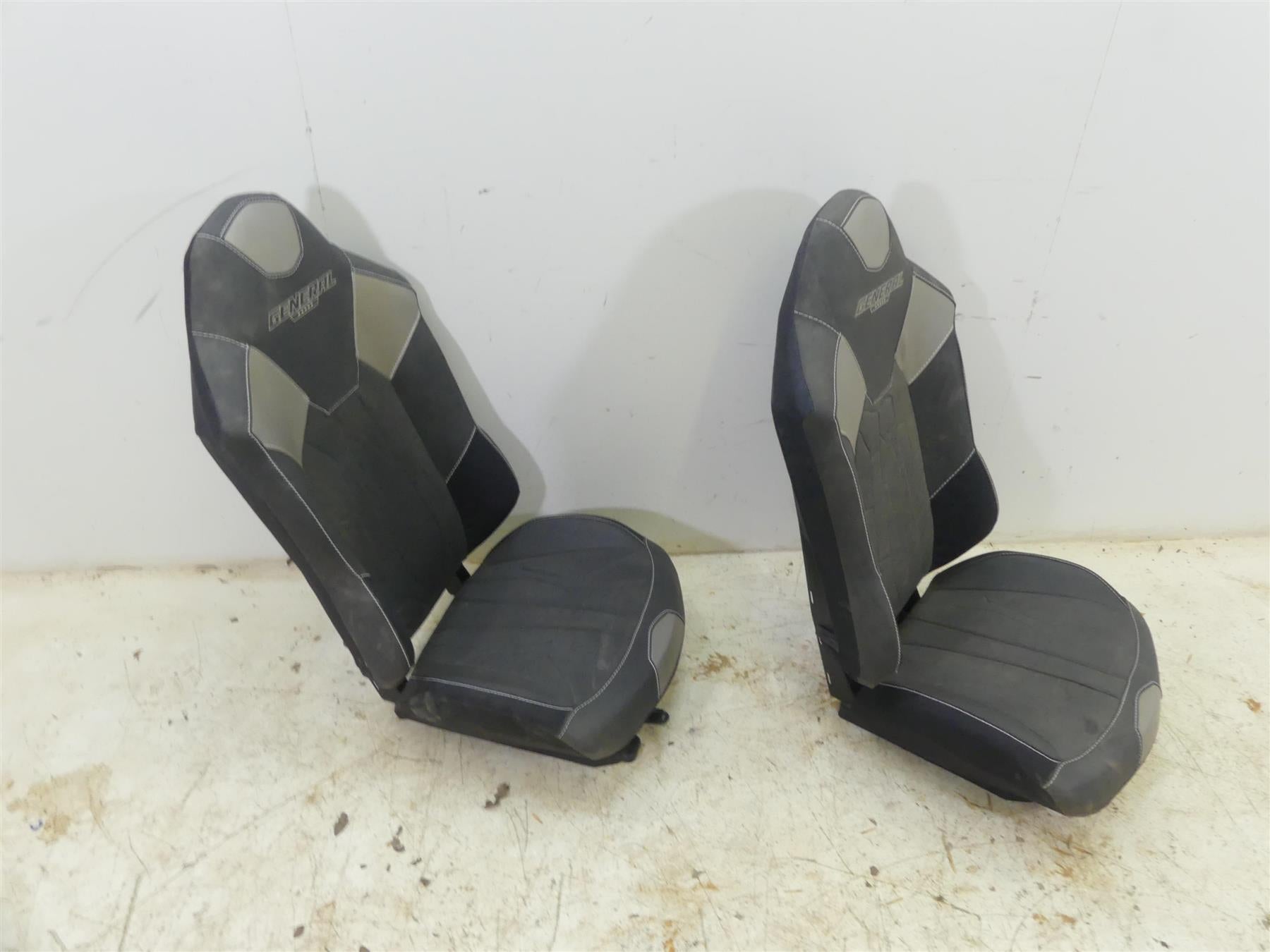 2018 Polaris General 1000 EPS Left Right Driver Passenger Seat Set 1022256 {{ shop.shopifyCountryName }} - Mototech271