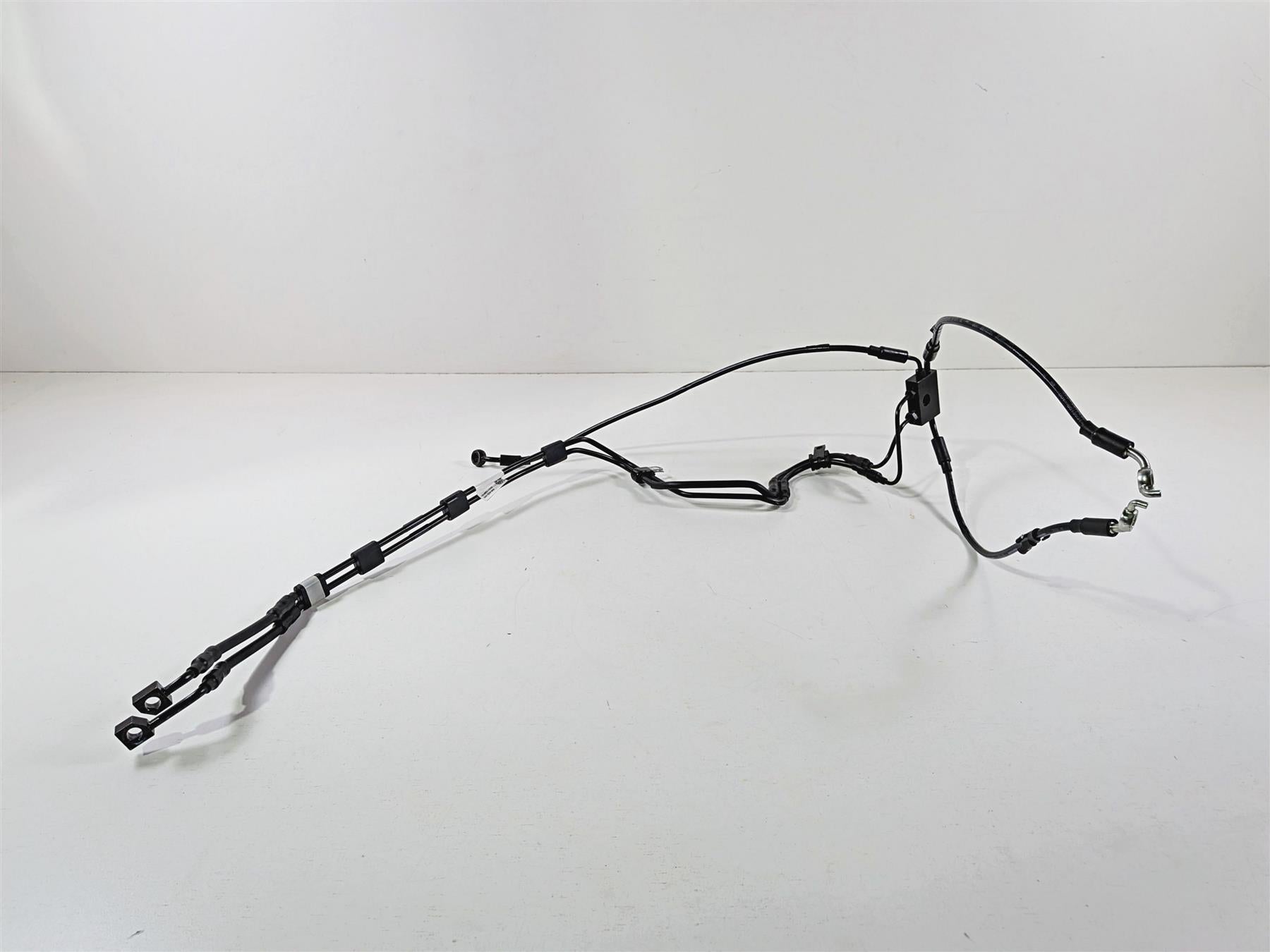 2024 Harley Softail FXLRST Low Rider Abs Front Brake Line Set 41800597 41800595 {{ shop.shopifyCountryName }} - Mototech271