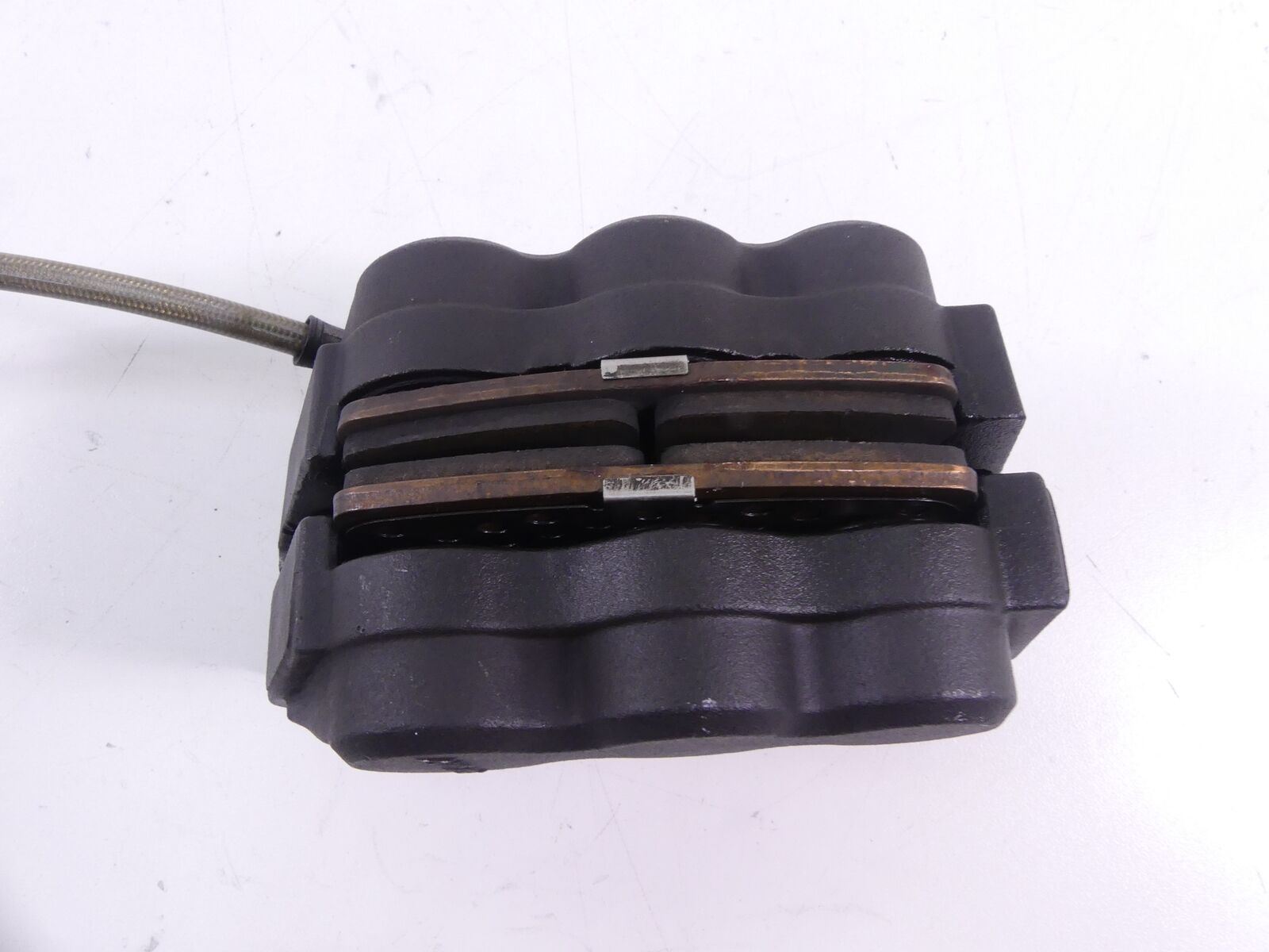 2006 Buell Ulysses XB12 X Front ZTZ 6 Piston Brake Caliper H0110.02A8 {{ shop.shopifyCountryName }} - Mototech271