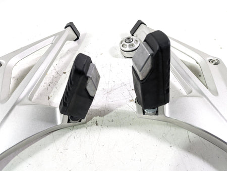 2022 BMW R1250 RT K052 Rear Passenger Foot Peg Rest Set 46718534789 46718534790 {{ shop.shopifyCountryName }} - Mototech271