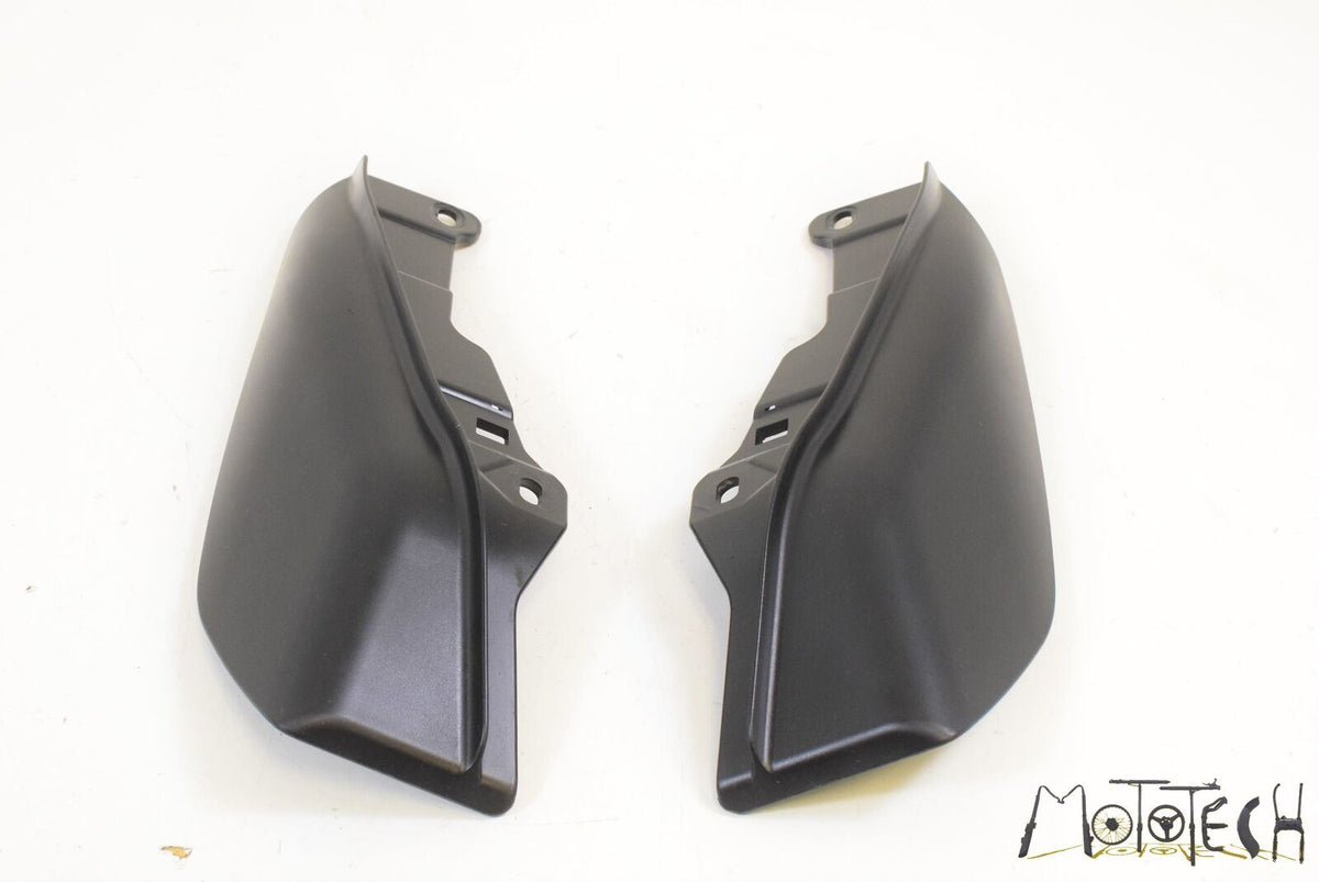 2011 Harley Touring FLTRU Road Glide Ultra Wind Deflector Side cover SET 58169-0 {{ shop.shopifyCountryName }} - Mototech271