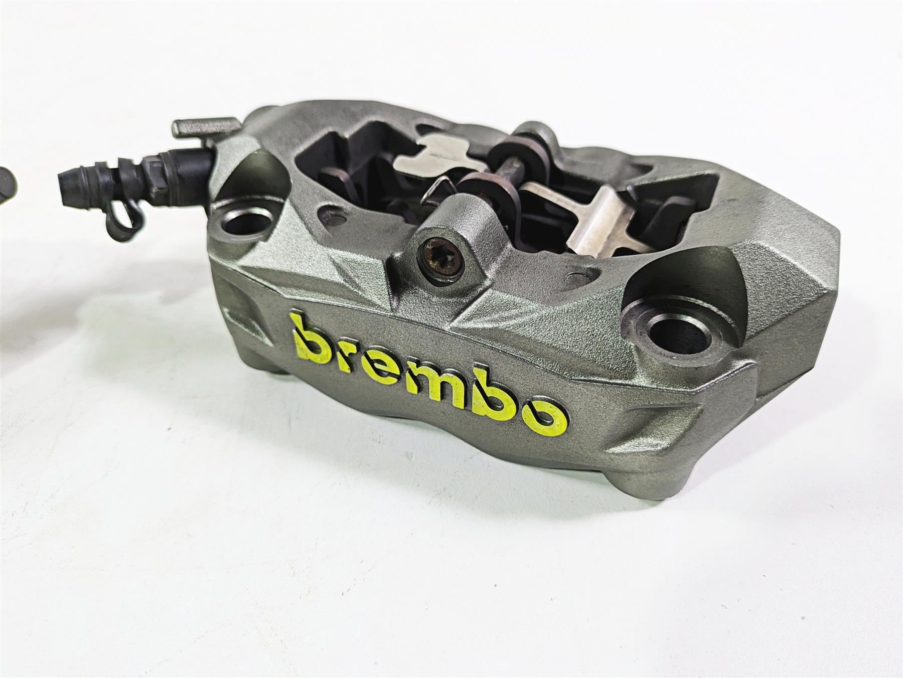 2013 Ducati Hyperstrada 821 Front Brake Caliper Brembo L 61041291C R 61041301C {{ shop.shopifyCountryName }} - Mototech271
