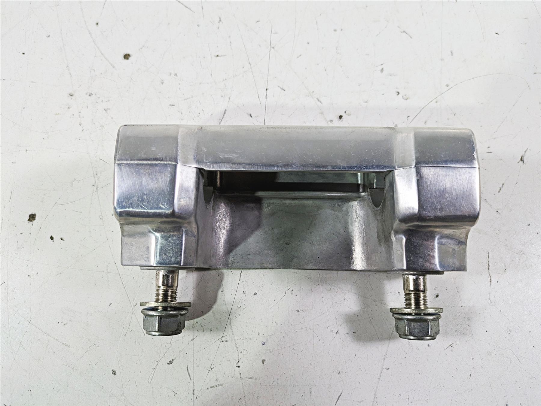 2002 Honda VTX1800 Retro Handlebar Riser Holder Set 53231-MCV-000 53131-MCV-000 {{ shop.shopifyCountryName }} - Mototech271