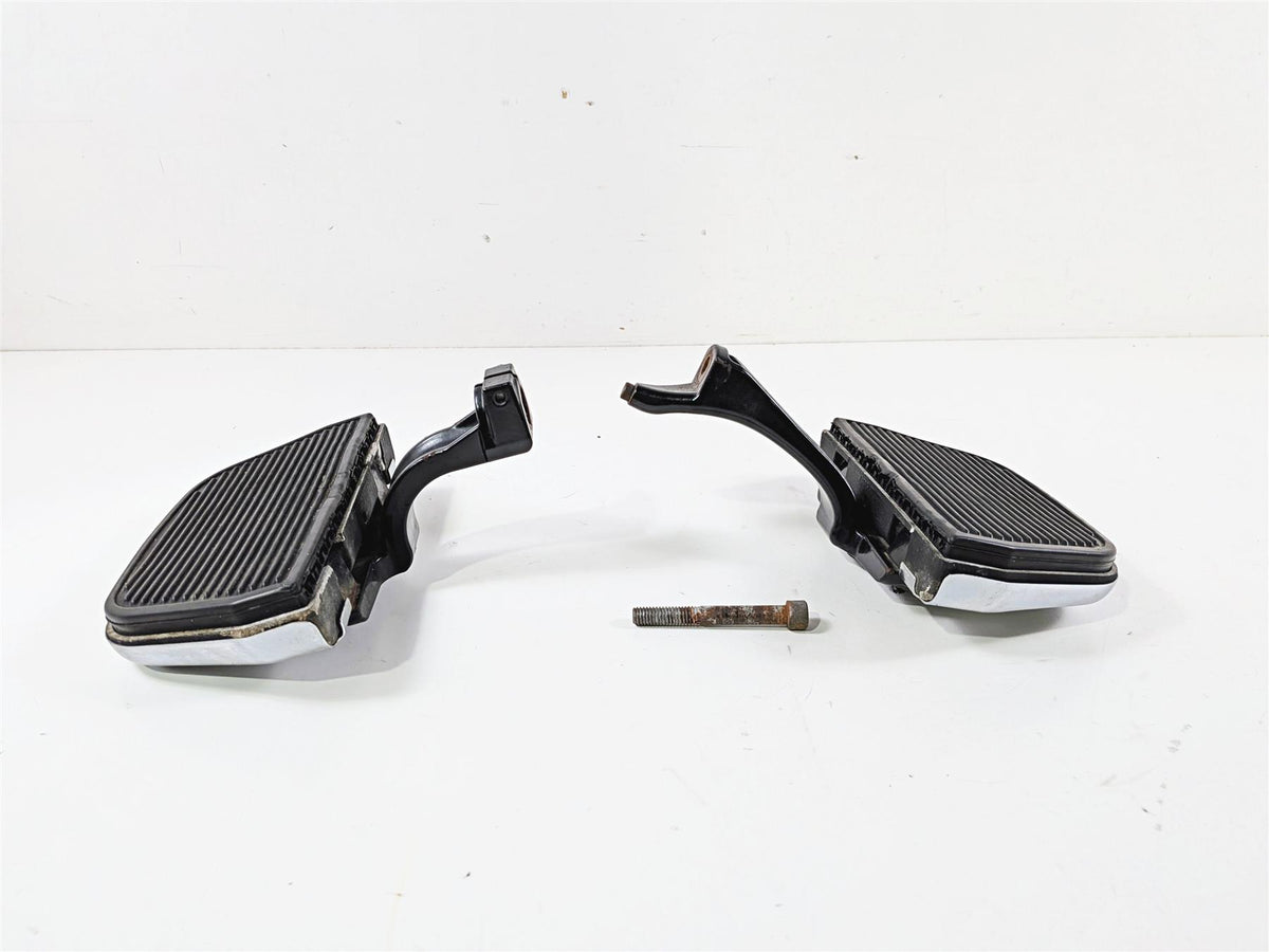 2012 Harley Softail FLSTF Fat Boy Passenger Footpeg Foot Peg READ 50943-05A {{ shop.shopifyCountryName }} - Mototech271