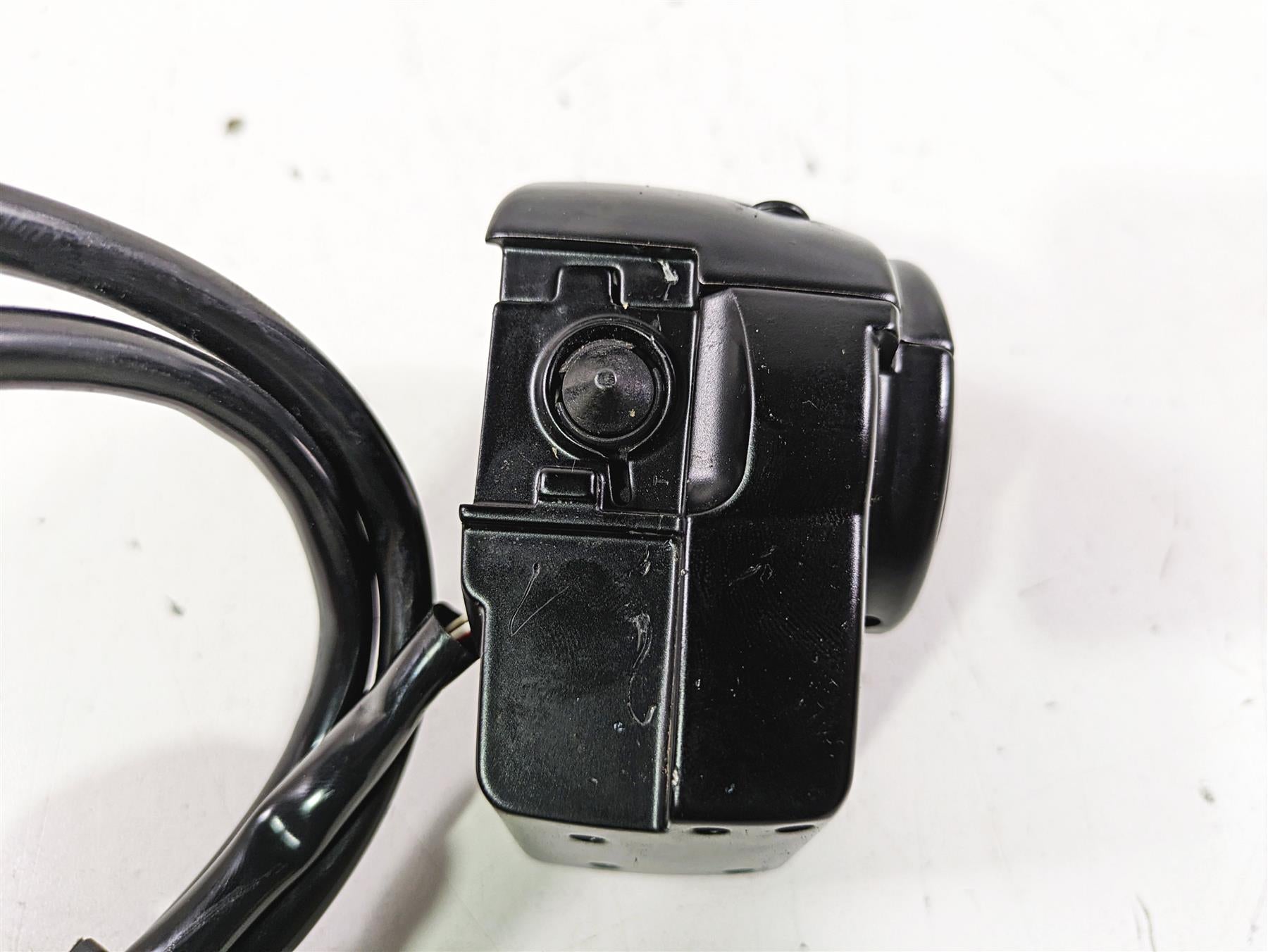 2019 Harley FLHCS Softail Heritage Left Hand Cruise Control Switch 71500470 {{ shop.shopifyCountryName }} - Mototech271
