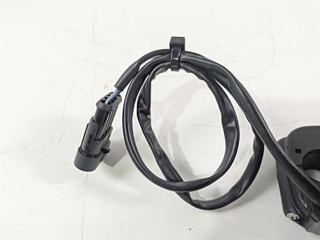 2017 Aprilia RSV 1100 Tuono V4 Factory Right Hand Control Switch B045021 {{ shop.shopifyCountryName }} - Mototech271