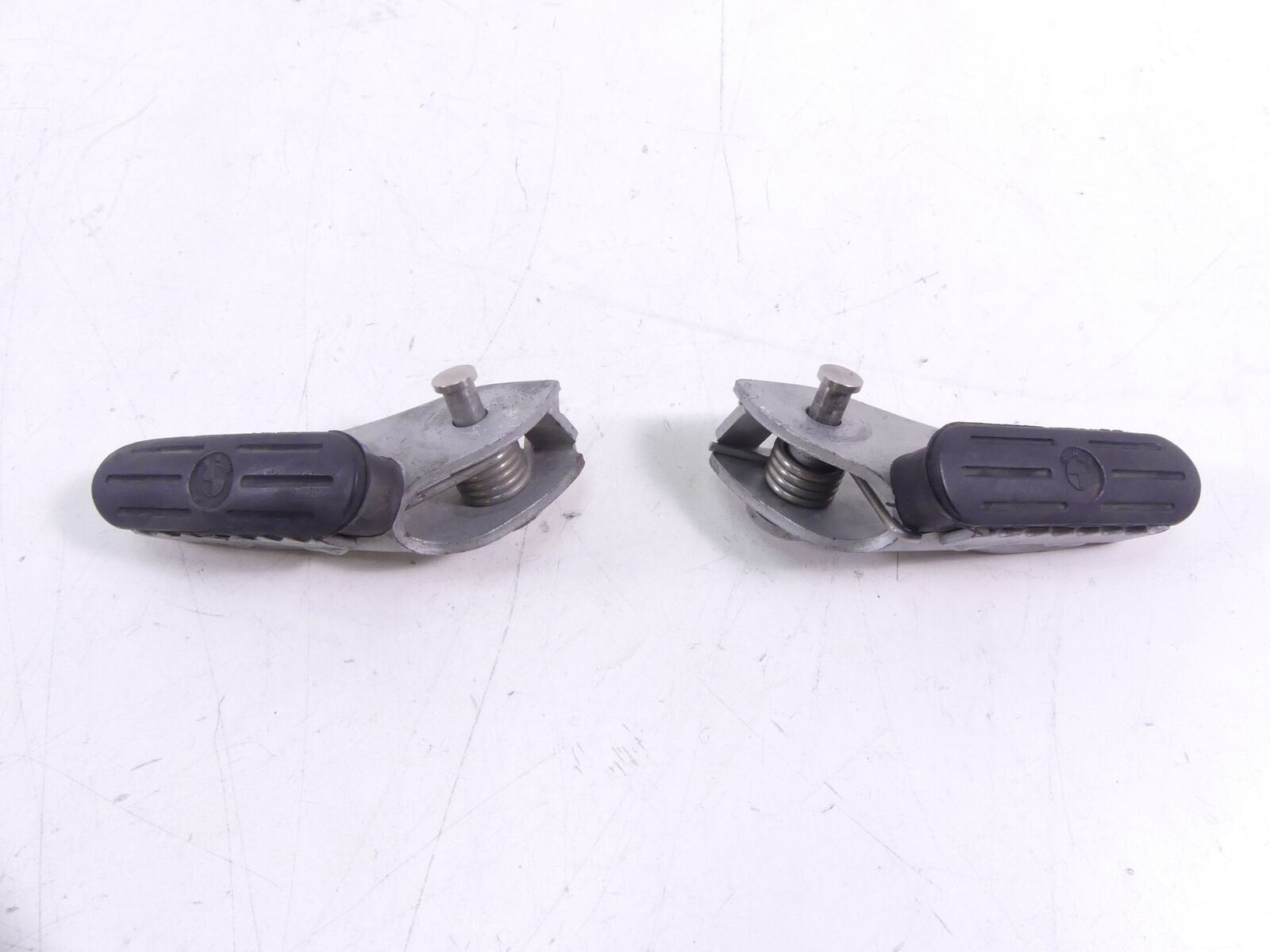 2012 BMW R1200GS K25 Front Rider Driver Footpeg Set 46717729281 46717729281 {{ shop.shopifyCountryName }} - Mototech271