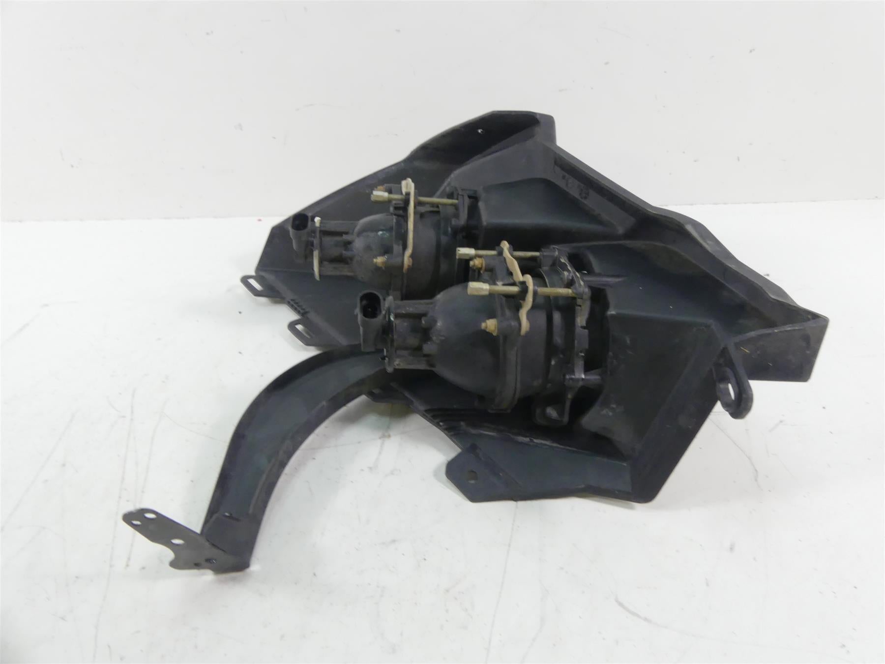 2020 Can-Am Commander 1000R XT Left Head Light Lamp Lens Headlight 710002525 {{ shop.shopifyCountryName }} - Mototech271