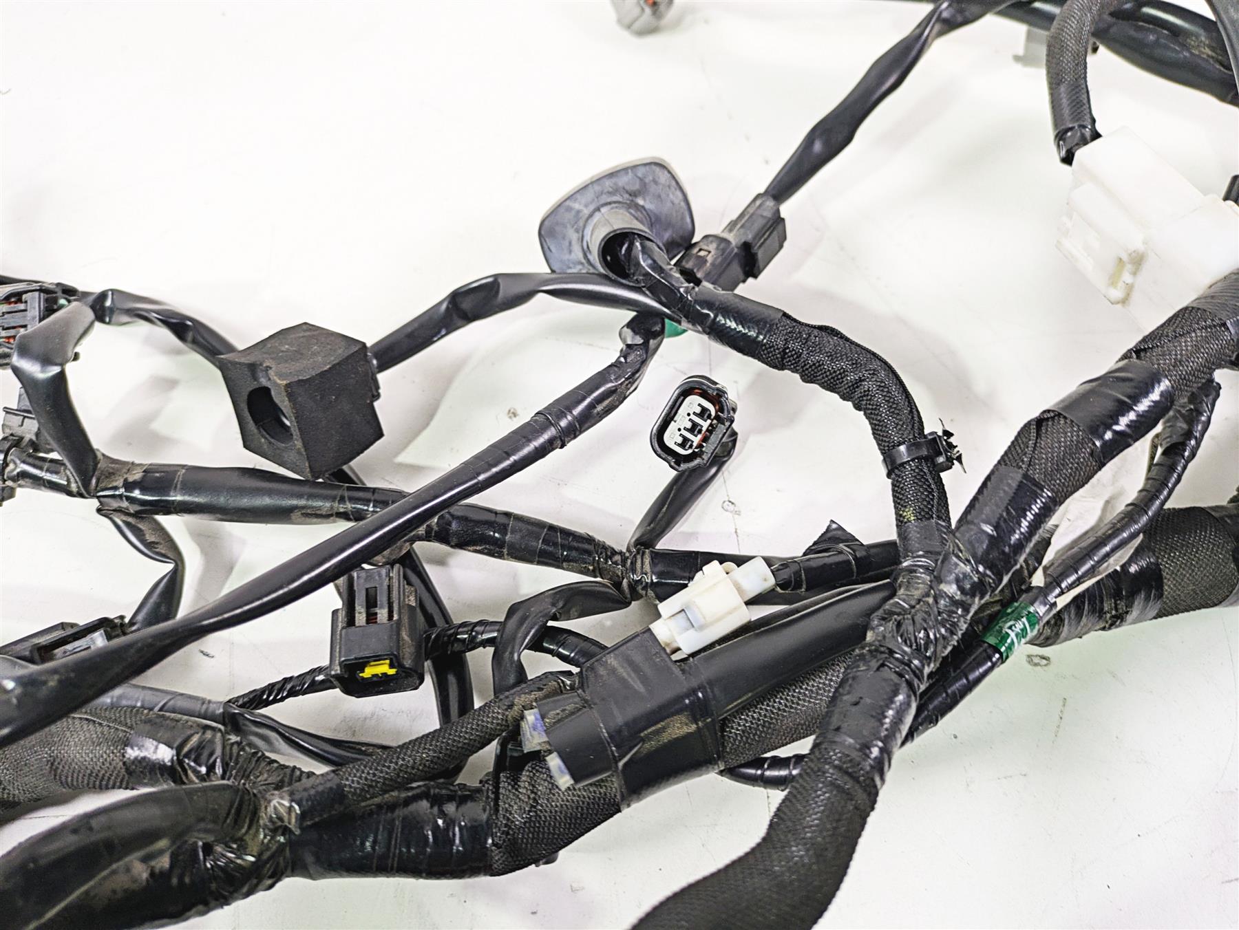 2022 Kawasaki ZR900RS Cafe Main Wiring Harness Loom - No Cuts 26031-2950 {{ shop.shopifyCountryName }} - Mototech271