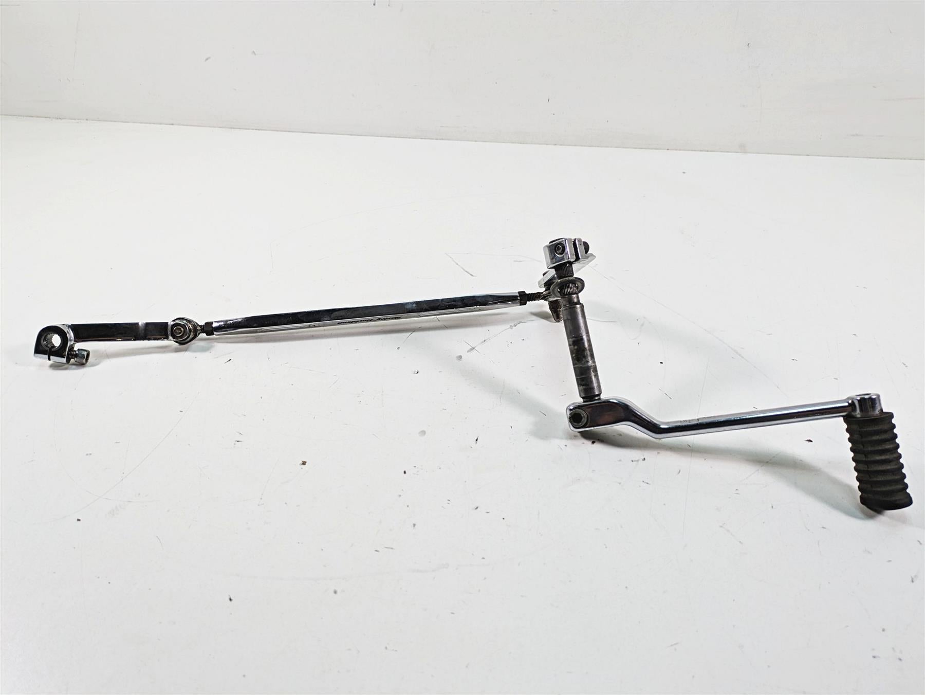 2005 Harley Touring FLHTCUI Electra Glide Shift Lever & Custom Linkage 33895-82E {{ shop.shopifyCountryName }} - Mototech271