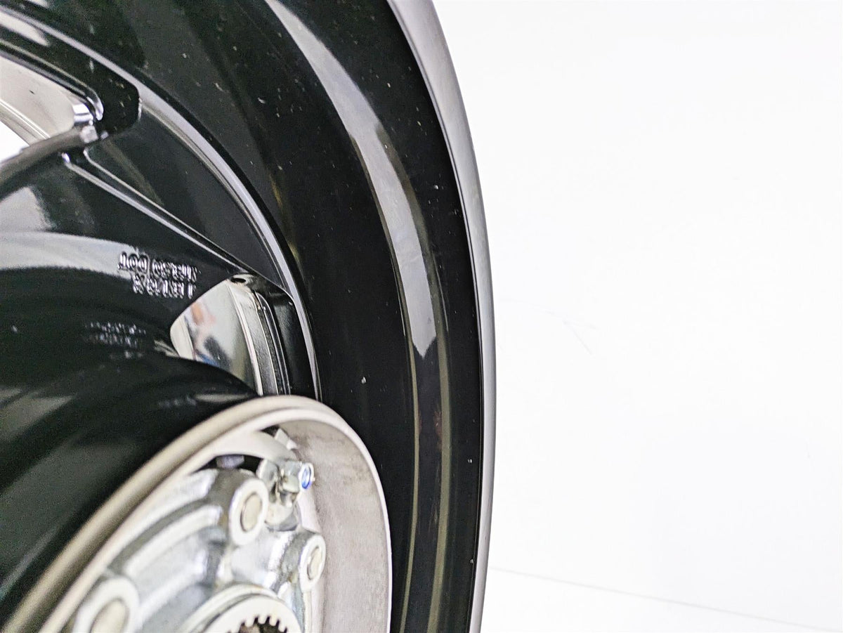 2016 Suzuki M109R VZR1800 Boulevard Straight 18 x8.5 Rear Wheel 64100-48820-019 {{ shop.shopifyCountryName }} - Mototech271