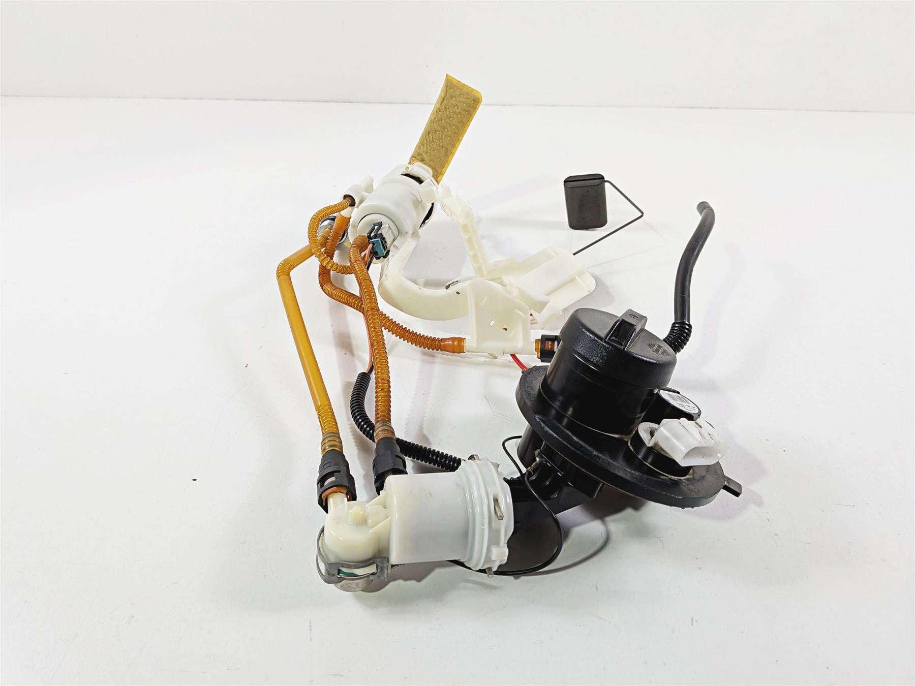 2011 Harley Touring FLHTCU CVO Electra Glide Fuel Gas Petrol Pump 75069-08C-Mototech271