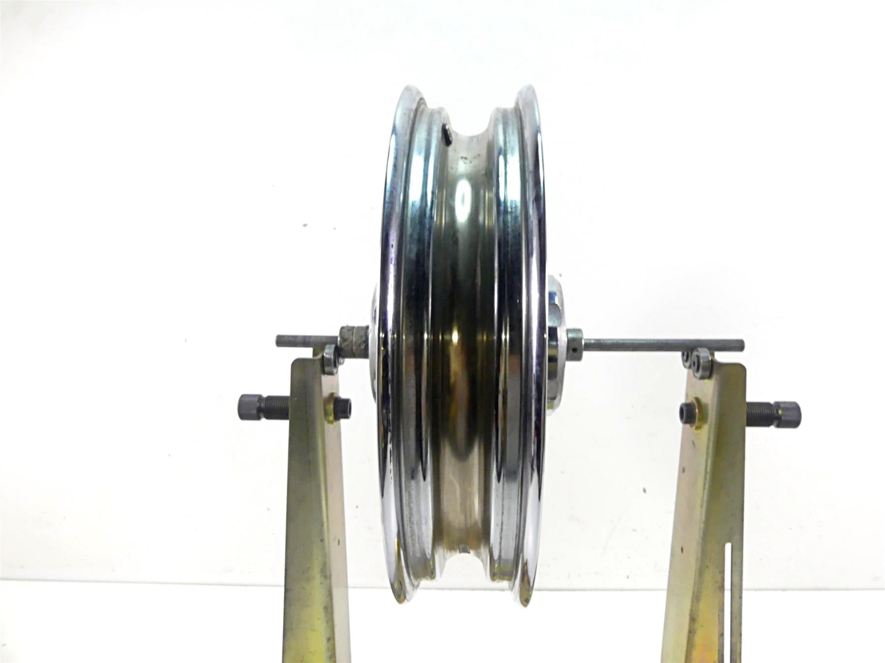2006 Harley Touring FLHTCU SE E-Glide 16x3 Front Wheel Rim - Read 43920-02 {{ shop.shopifyCountryName }} - Mototech271