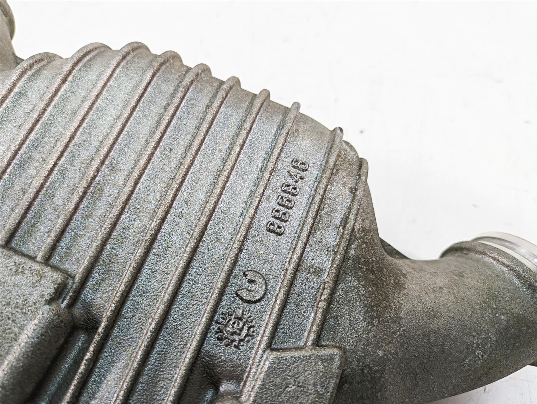 2014 Moto Guzzi California 1400 T Intake Compensator Volume 2A000030 886646 {{ shop.shopifyCountryName }} - Mototech271