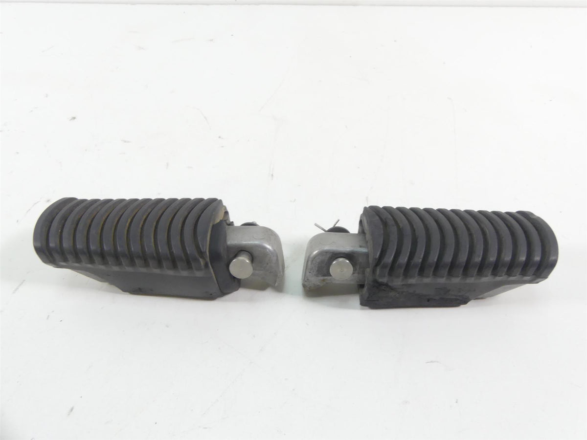 2017 BMW F800GS K72 Rear Passenger Footpeg Set 46717705653 46717705654 {{ shop.shopifyCountryName }} - Mototech271