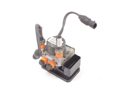 2015 Indian Chief Vintage Abs Brake Pump Module 1911987 2204981 {{ shop.shopifyCountryName }} - Mototech271