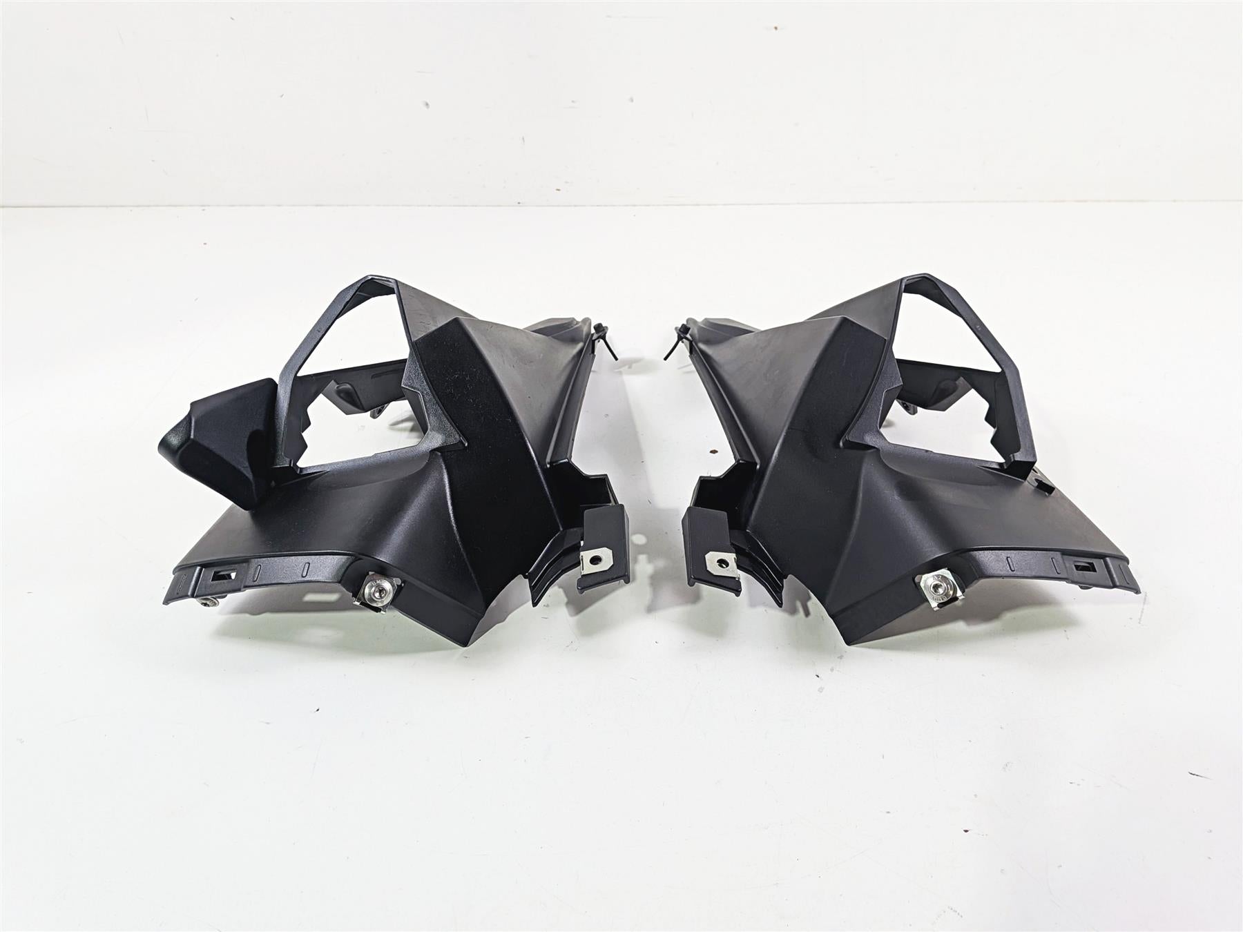 2016 BMW R1200RT RT RTW K52 Blinker Turn Signal Cover Fairings 46637728815 {{ shop.shopifyCountryName }} - Mototech271