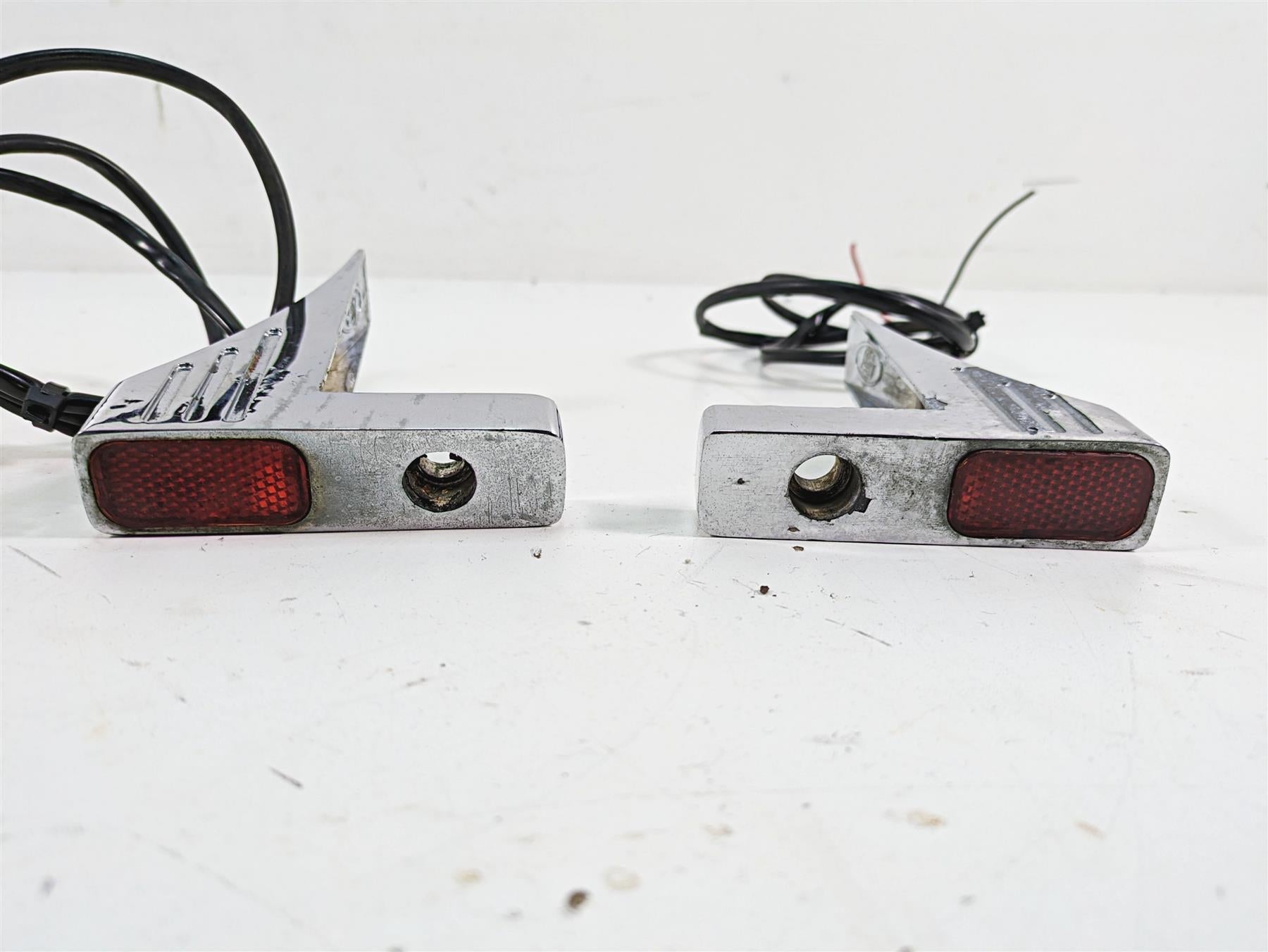 1999 Harley Dyna FXDL Low Rider Custom Swingarm Blinker Turn Signal Set {{ shop.shopifyCountryName }} - Mototech271
