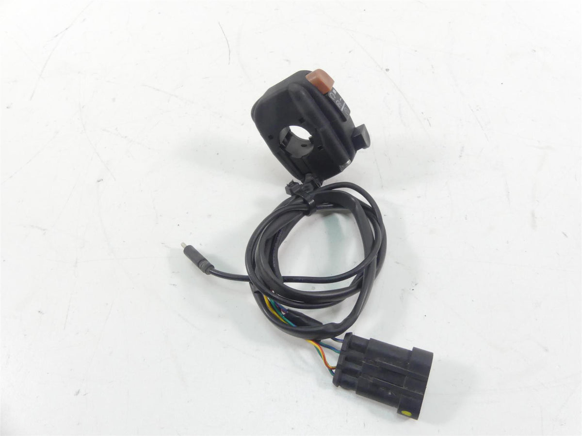 2014 Moto Guzzi Griso 1200 SE 8V Right Hand Start Kill Control Switch B045021 {{ shop.shopifyCountryName }} - Mototech271
