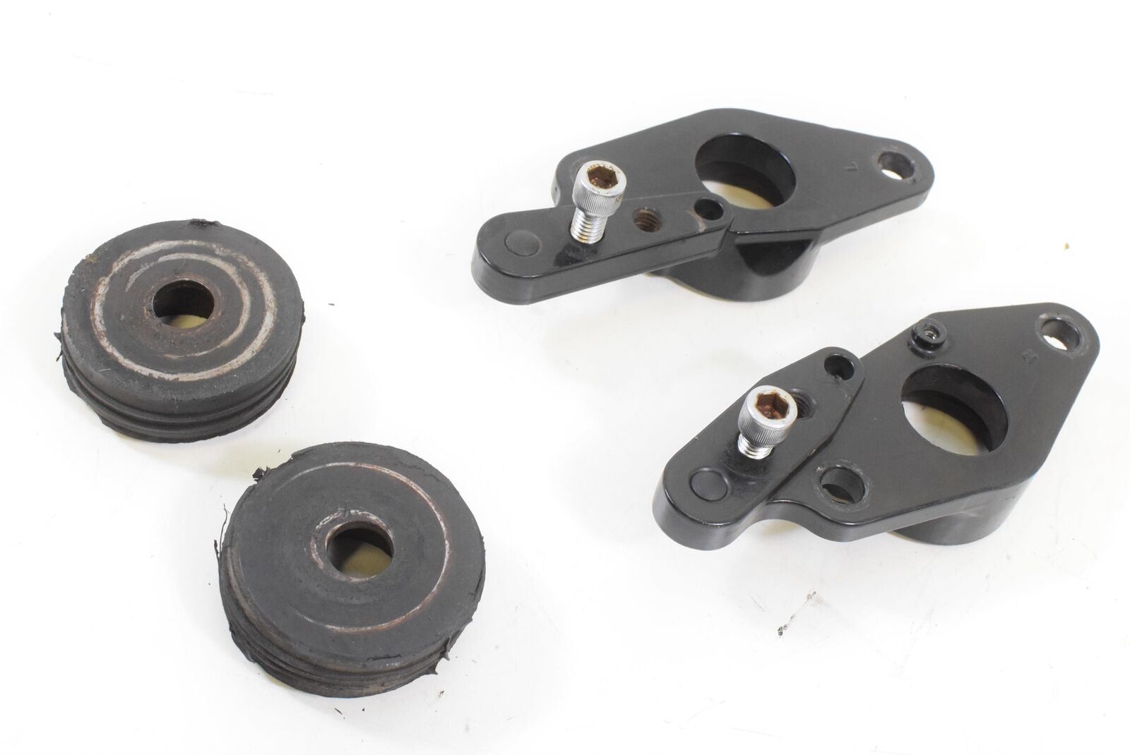 2000 Harley Touring FLHTCUI Electra Glide Engine to Frame Motor Mount Set {{ shop.shopifyCountryName }} - Mototech271