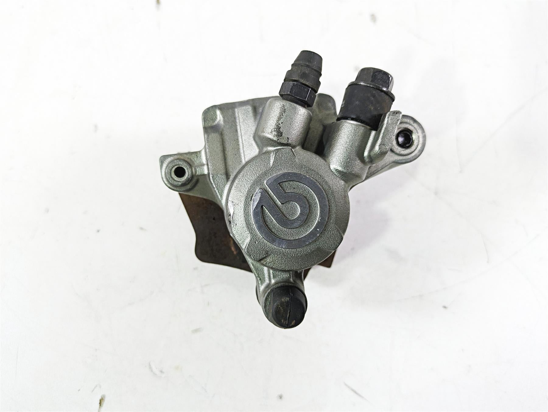 2021 Yamaha Tenere 700 XTZ7 Brembo Rear Brake Caliper BW3-F580W-00-00 {{ shop.shopifyCountryName }} - Mototech271