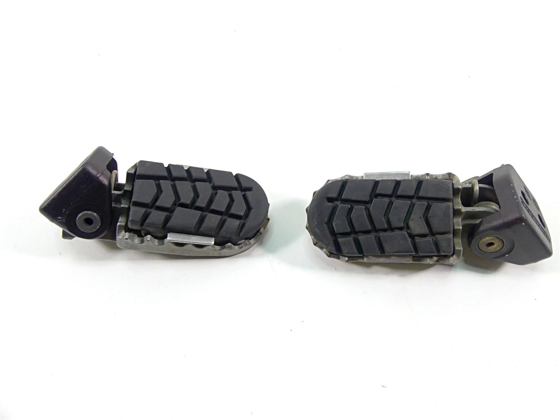2015 KTM 1190 Adventure Front Rider Driver Foot Peg Set 60003040133 60303101095 {{ shop.shopifyCountryName }} - Mototech271