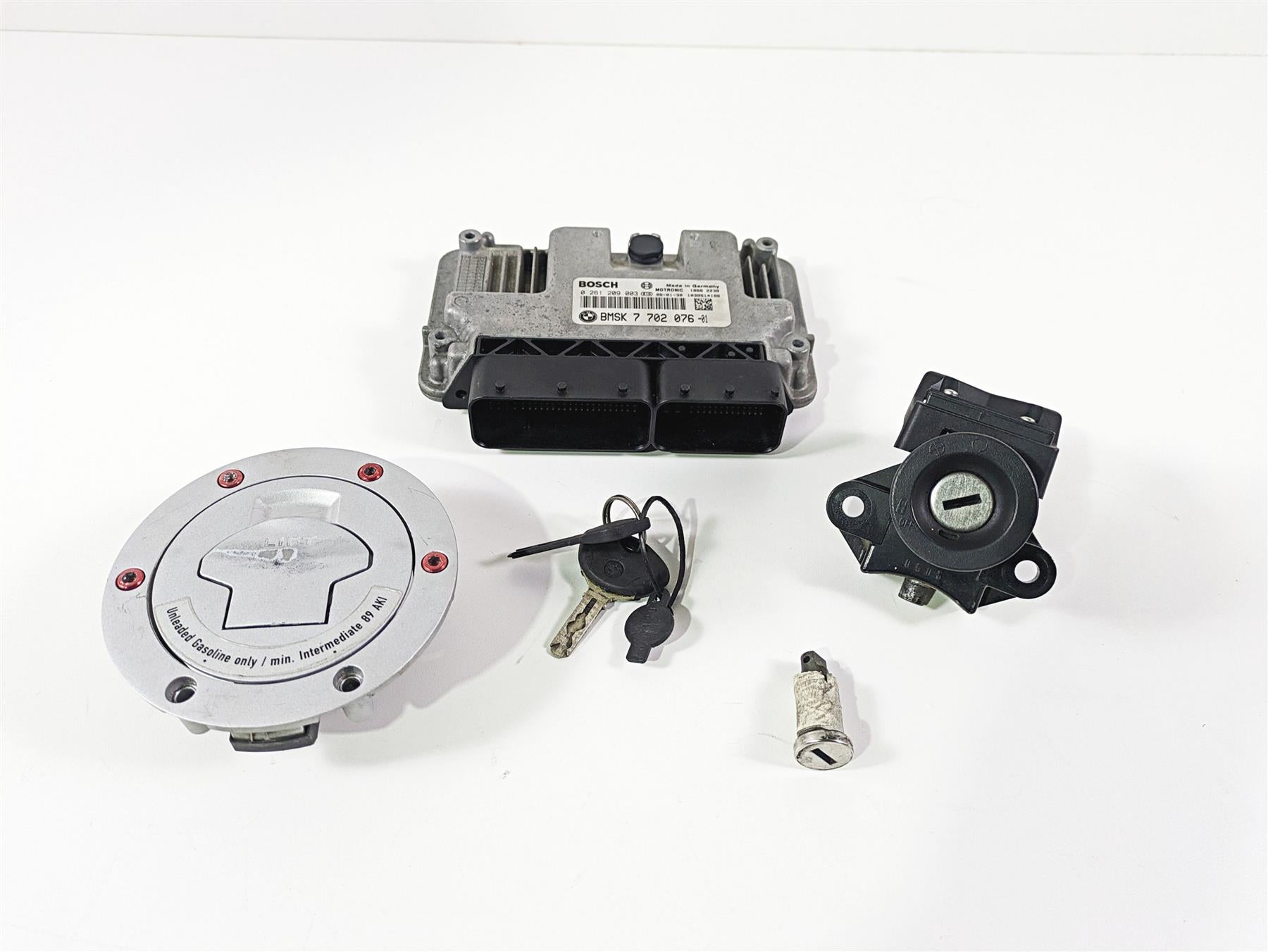 2006 BMW R1200GS K255 Adv Cdi Ignition Switch Key Locks Set 13618521661 7702076 {{ shop.shopifyCountryName }} - Mototech271