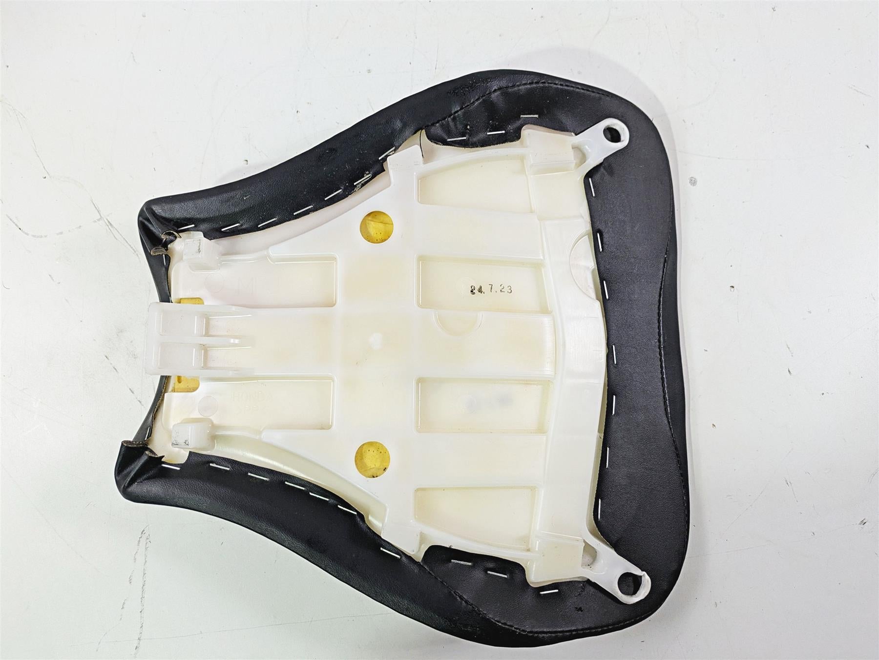 2025 Honda CBR600RR Front Rider Driver Seat Saddle 77100-MFJ-D01 {{ shop.shopifyCountryName }} - Mototech271