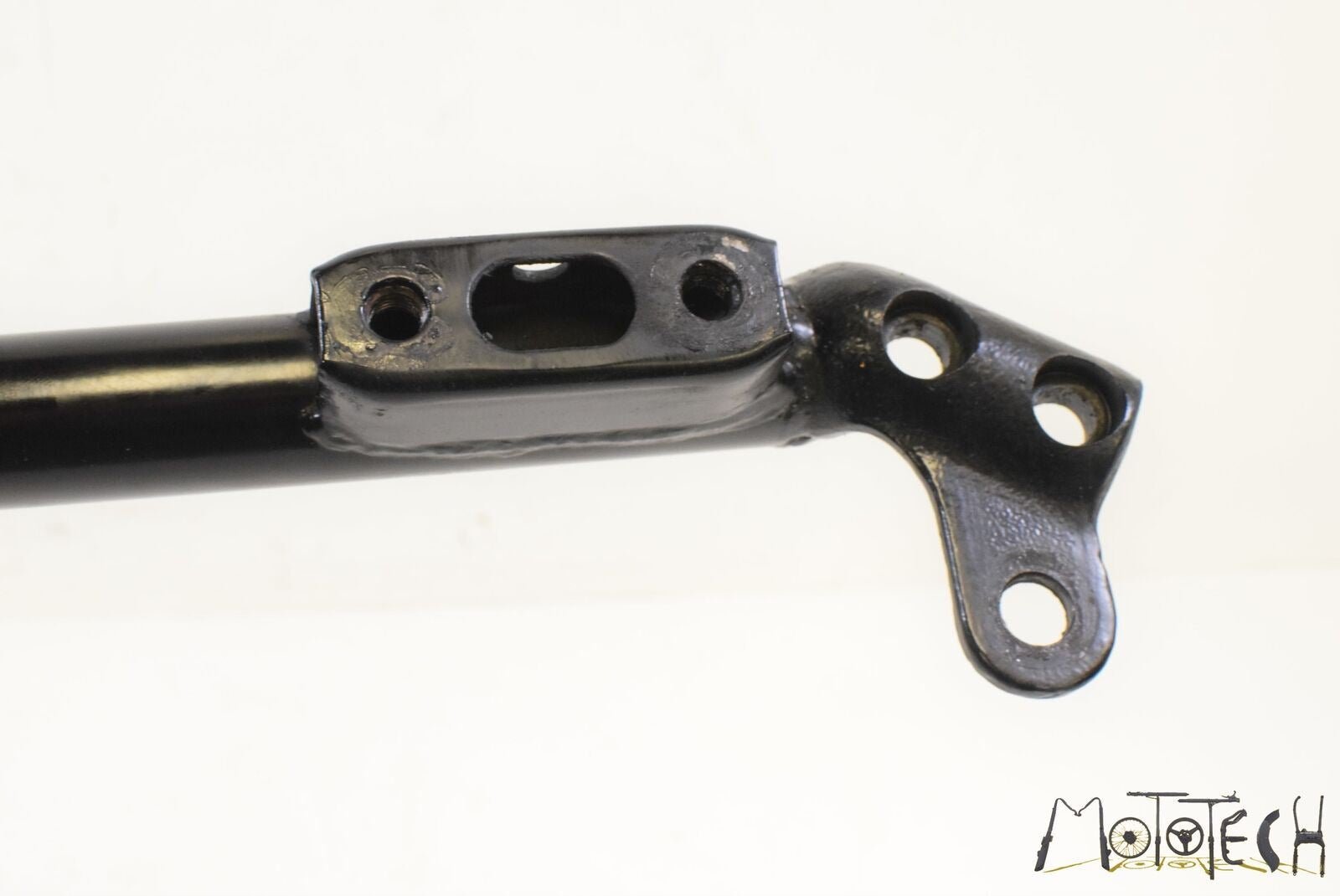 1995 Yamaha V Max 1200 Right Frame Down Tube Rail SET 1FK-21140-00-33 {{ shop.shopifyCountryName }} - Mototech271