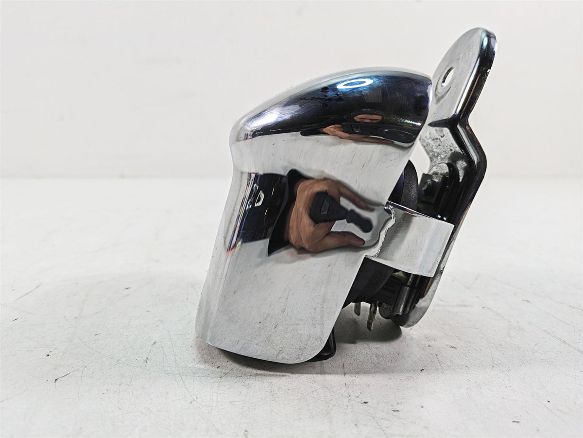 2020 Harley Touring FLHX Street Glide Horn + Chrome Cover 69060-90H 61300523A {{ shop.shopifyCountryName }} - Mototech271