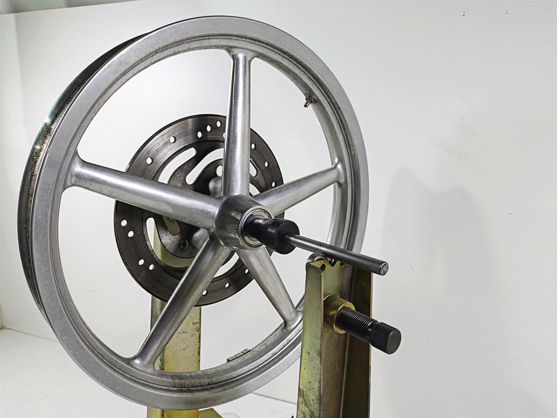 2009 Harley FXCWC Softail Rocker Straight 19x2.15 Front Wheel Rim 41526-08 {{ shop.shopifyCountryName }} - Mototech271