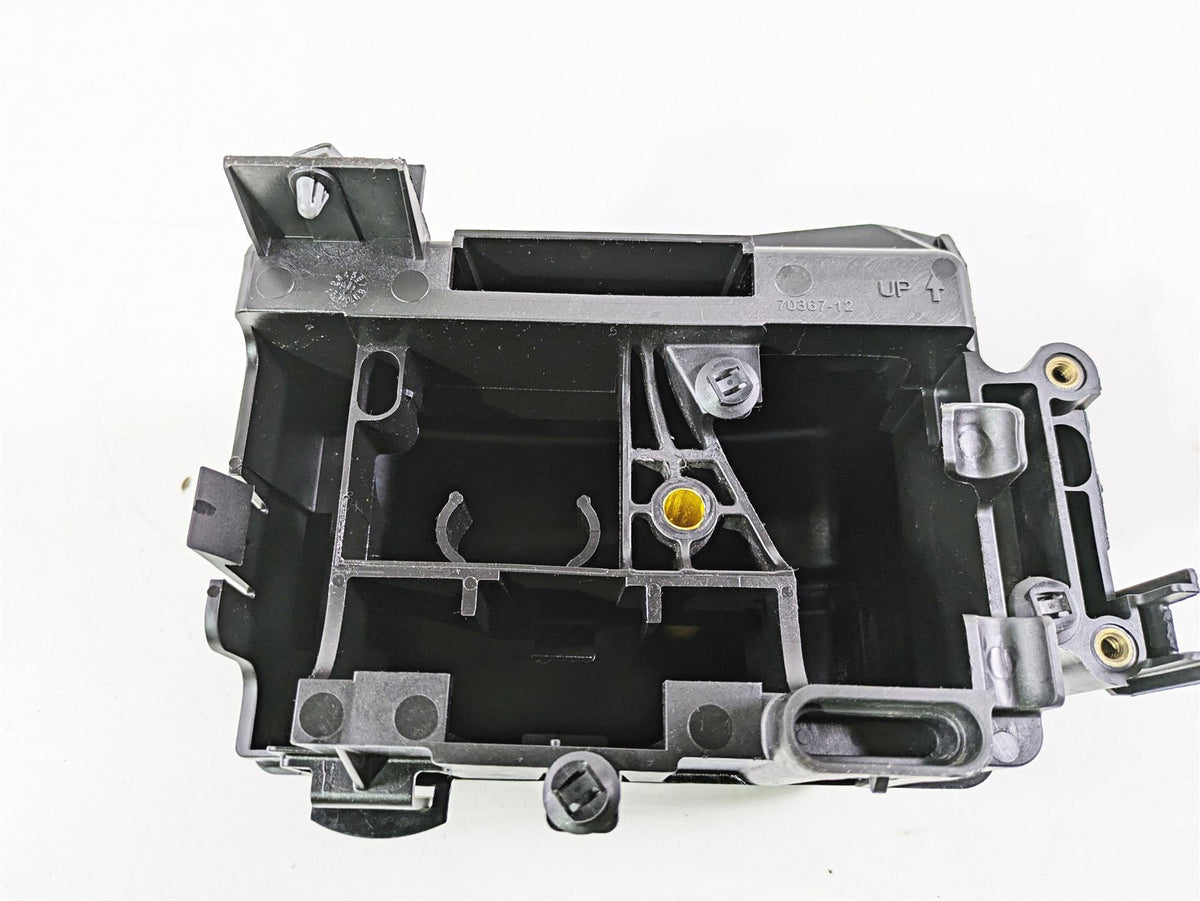 2017 Harley Dyna FXDB Street Bob Electrical Carrier Tray Stay & Cover 70367-12 {{ shop.shopifyCountryName }} - Mototech271