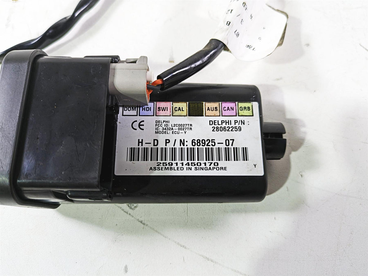 2013 Harley VRSCDX Night Rod Sp Tssm Security Control Module & Fob 68925-07 {{ shop.shopifyCountryName }} - Mototech271