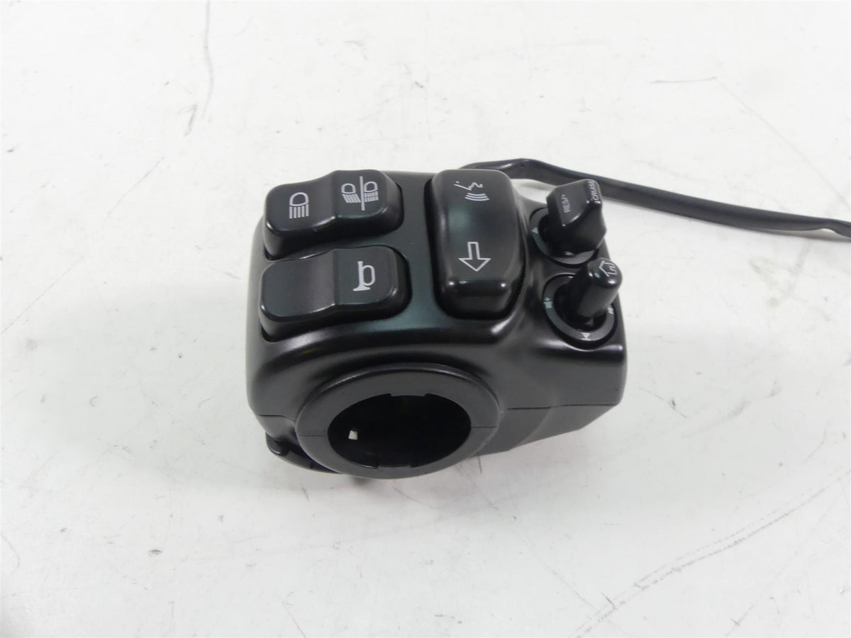 2014 Harley Touring FLHX Street Glide Nice Left Hand Control Switch 71500128 {{ shop.shopifyCountryName }} - Mototech271