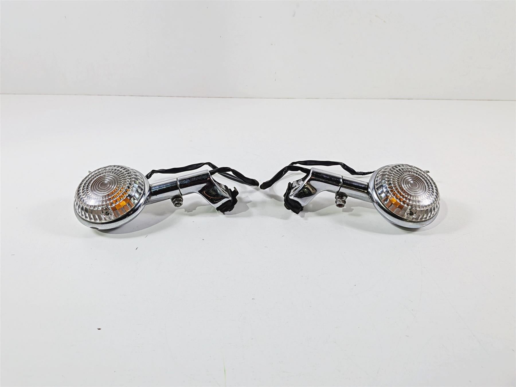 2006 Yamaha XVZ1300 Royal Star Rear Blinker Turn Signal 1D6-83340 1D6-83340-01 {{ shop.shopifyCountryName }} - Mototech271