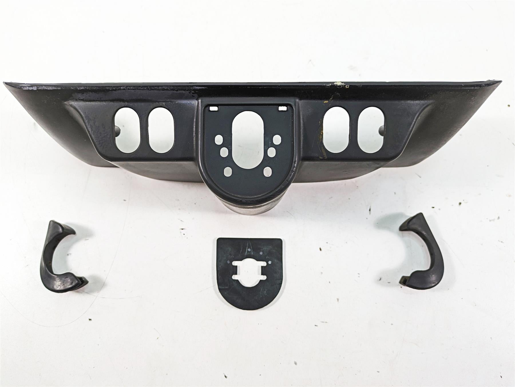 2005 Harley Touring FLHTCUI Electra Glide Ignition Switch Cover 58510-96 {{ shop.shopifyCountryName }} - Mototech271
