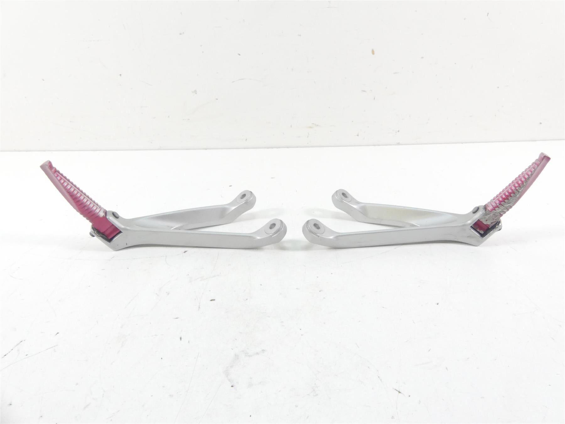 2015 Honda CBR1000 RR SC59 Rear Passenger Footpeg Peg Set 50760-MFL-D20 {{ shop.shopifyCountryName }} - Mototech271