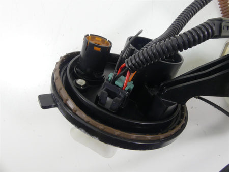 2009 Harley FLHTCU SE4 CVO E-Glide Fuel Gas Petrol Pump - Tested 75069-08A {{ shop.shopifyCountryName }} - Mototech271