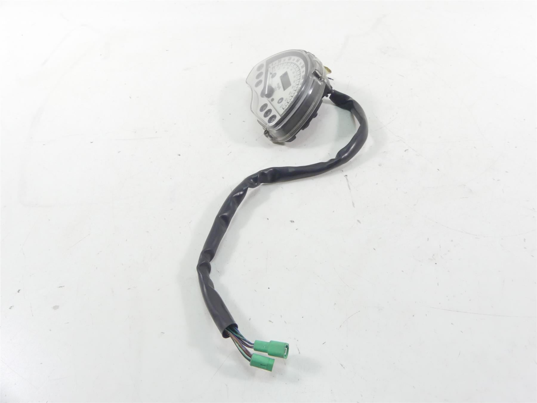 2005 Honda V-Twin VTX1800 S3 Gauges Speedometer Instrument 39K 37200-MCV-S11 {{ shop.shopifyCountryName }} - Mototech271